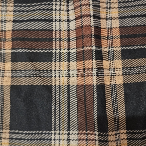 NWOT Plaid Skirt - Picture 3 of 3